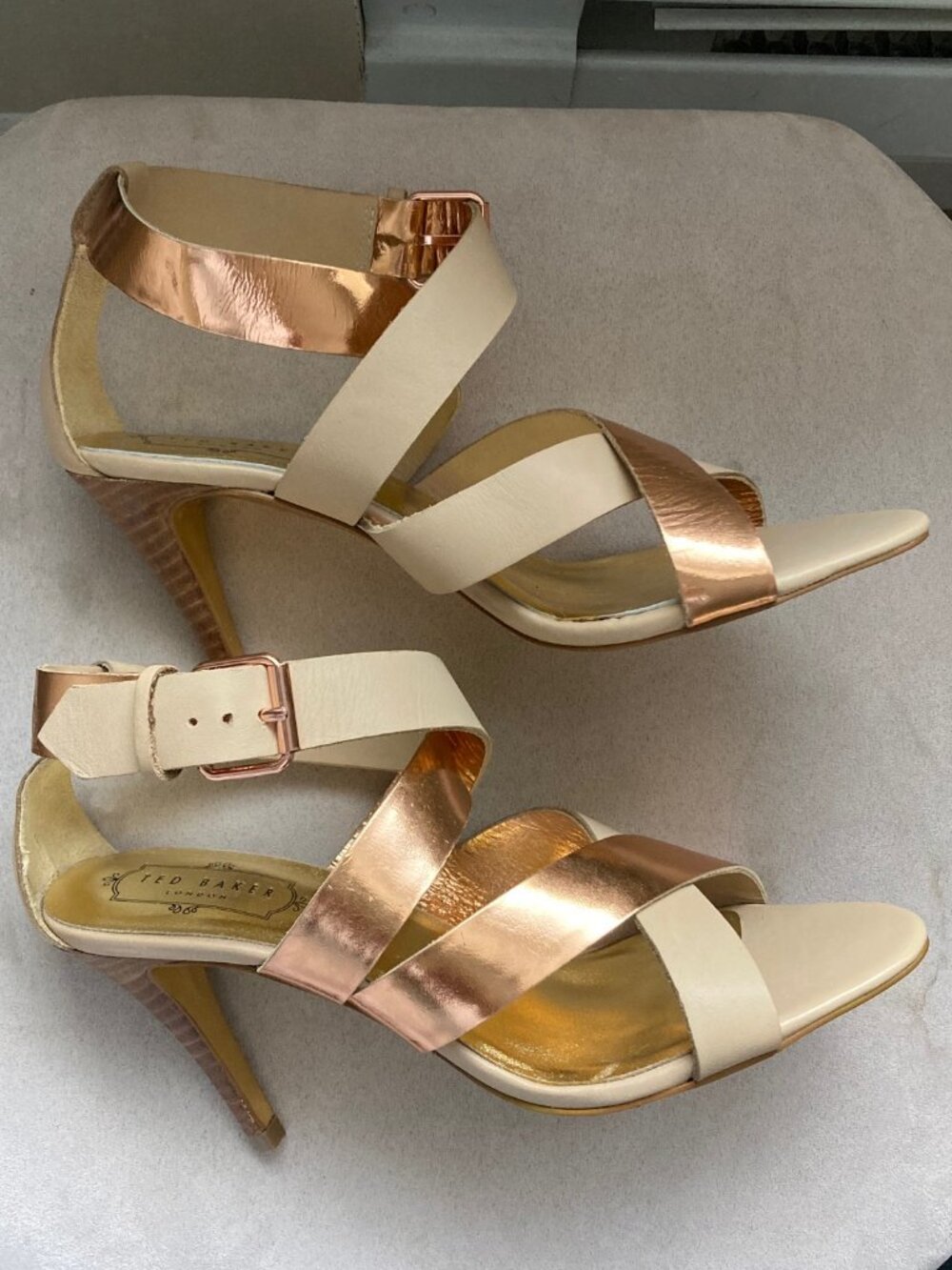 Criss cross heels